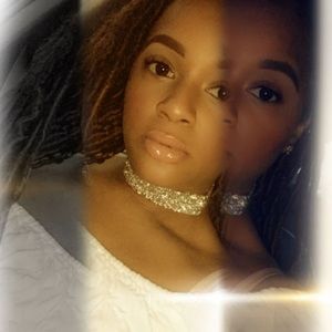 Meet your Posher, Gabrielle